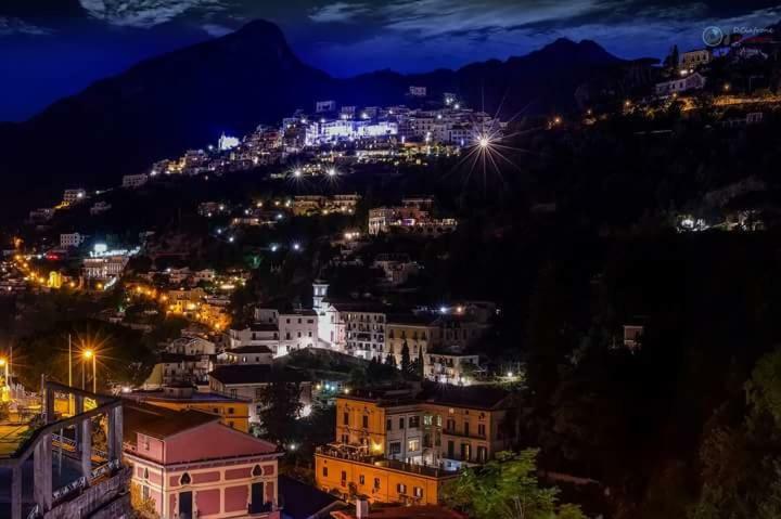 Sentiero Di Costiera Bed and Breakfast Vietri Εξωτερικό φωτογραφία